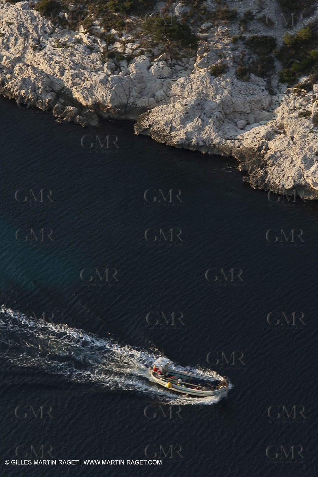 Décember 2009 - Marseille (FRA) - Les Calanques - Morgiou as seen from Sugiton Belvedere