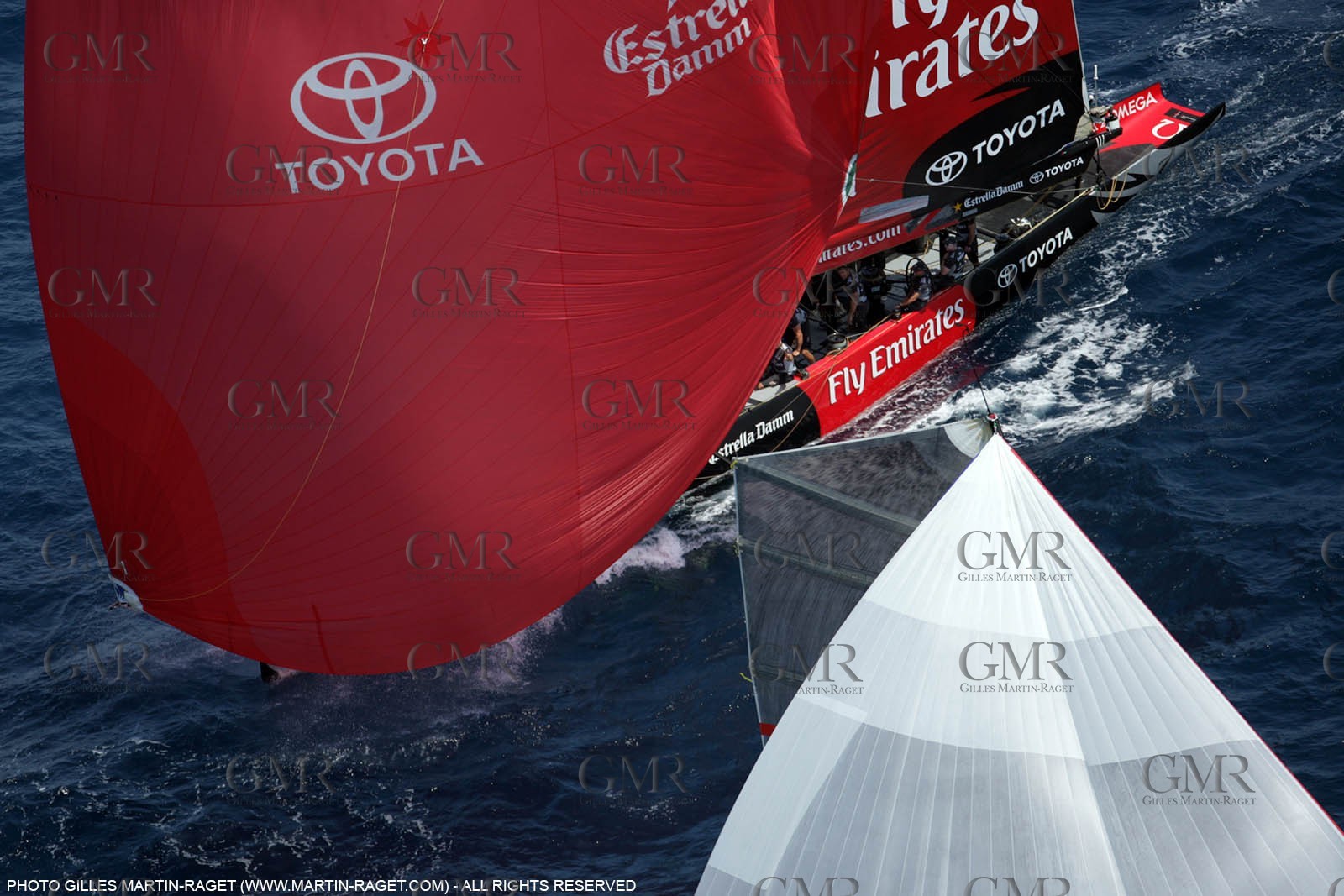 2' 06 2007-Valencia (Spain)- 32nd America's Cup - Final Match - Day 2