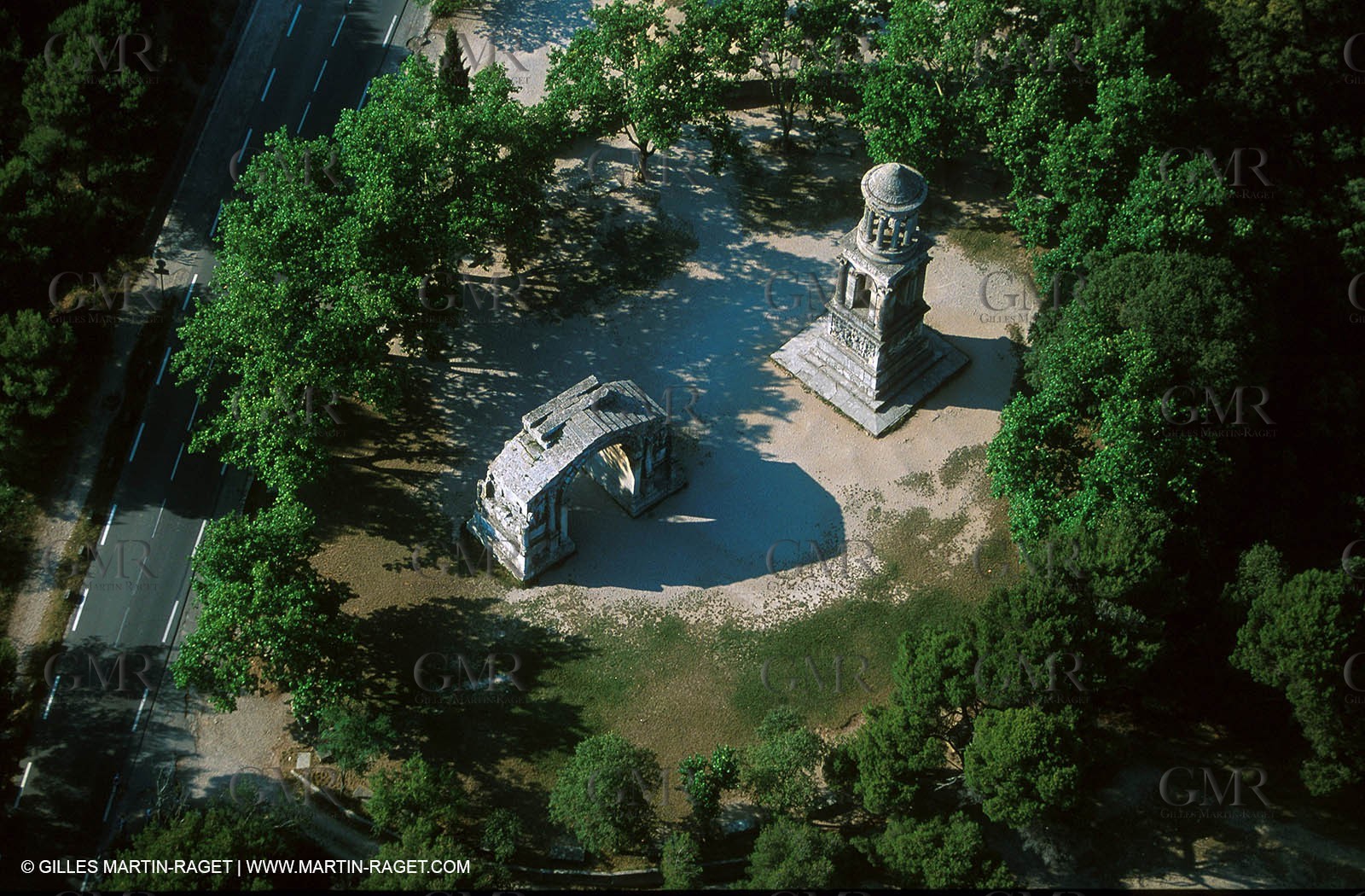 Saint Remy de Provence - Antiques