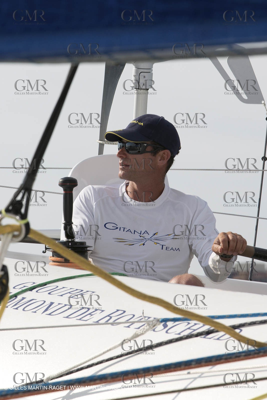 05 07 2012 - New York (USA) - Ocean Krys Race - Speed runs in fornt of NY city