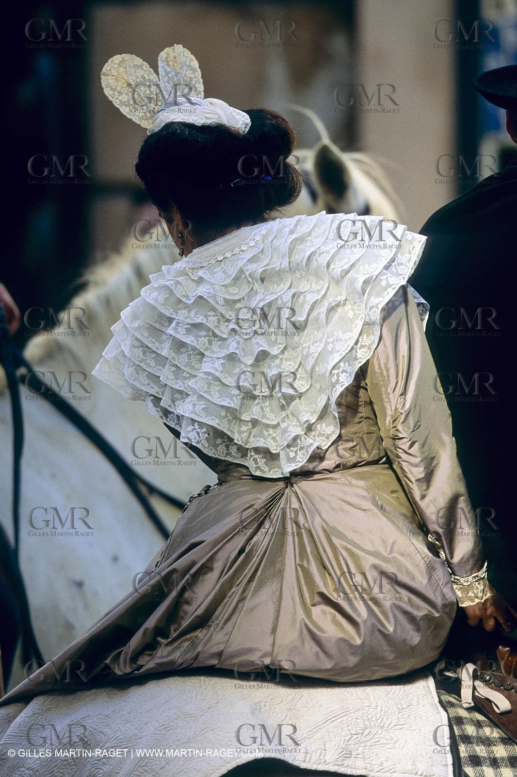 Arles (FRA,13) - Costume from Arles Fest