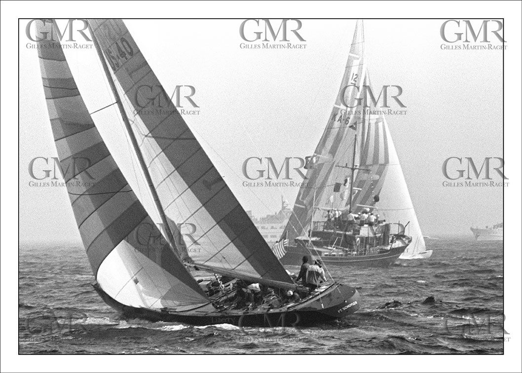 AC 25 - Newport 83 - Historical finish