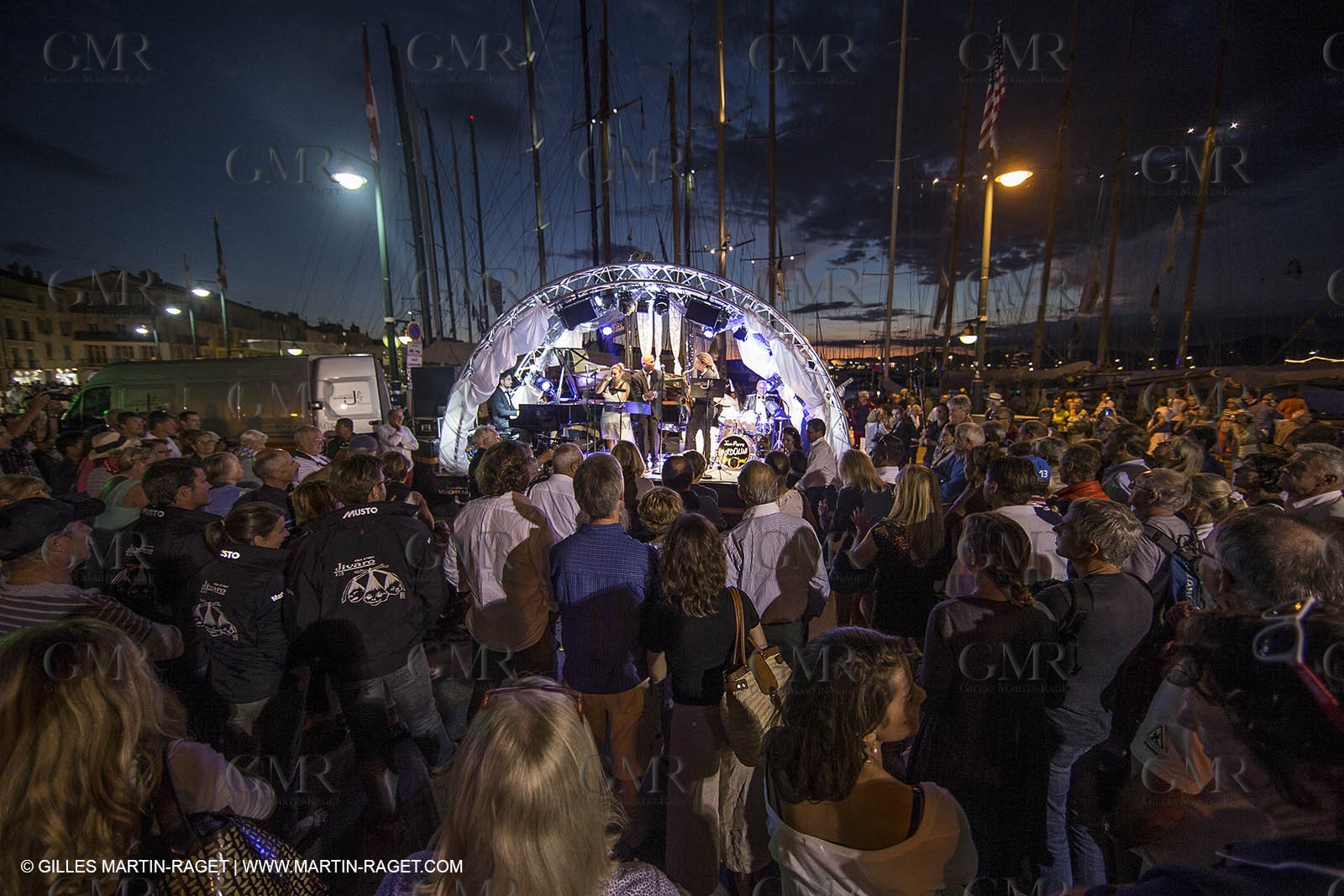 02 10 2014, Saint-Tropez (FRA,83), Voiles de Saint-Tropez 2014, Day 4, défilé des équipages   crew parade