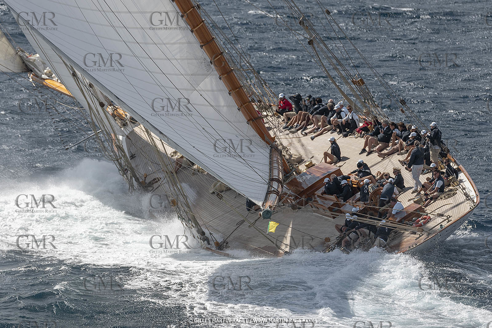 28 09 2022? Saint-Tropez,(FRA,83), Les Voiles de Saint-Tropez 2022 Régate N° 2 poup les modernes, navigation libre pour les grandes goélettes