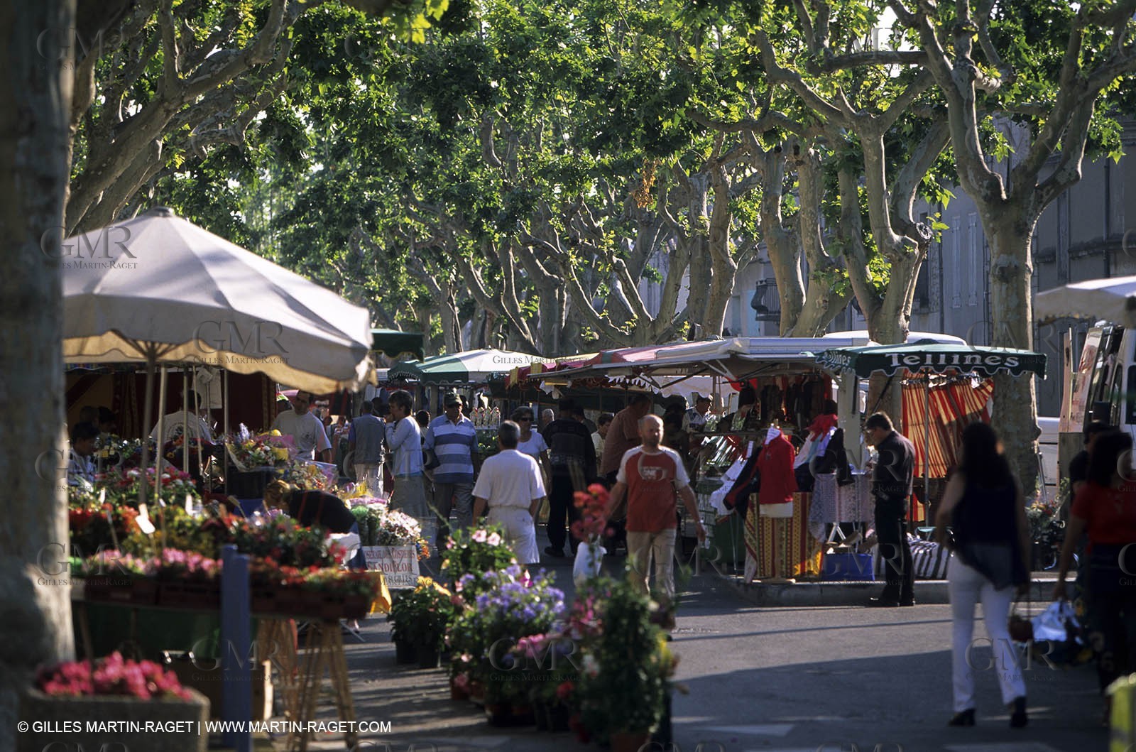 Saturday morning market in Saint Gilles (Gard)