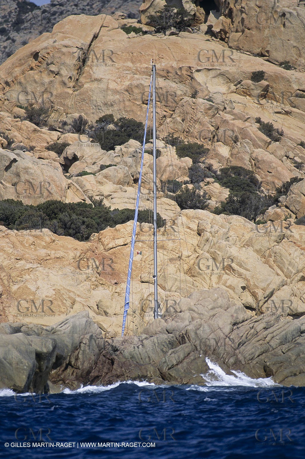 sailing, cruising, monohull at the mooring