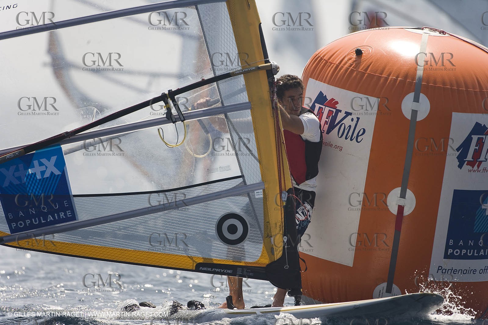 22 04 2007 - 2007 Semaine Olympique Française - Hyères (South of France) - Day 1 - Team France - RS:X - Launay Samuel