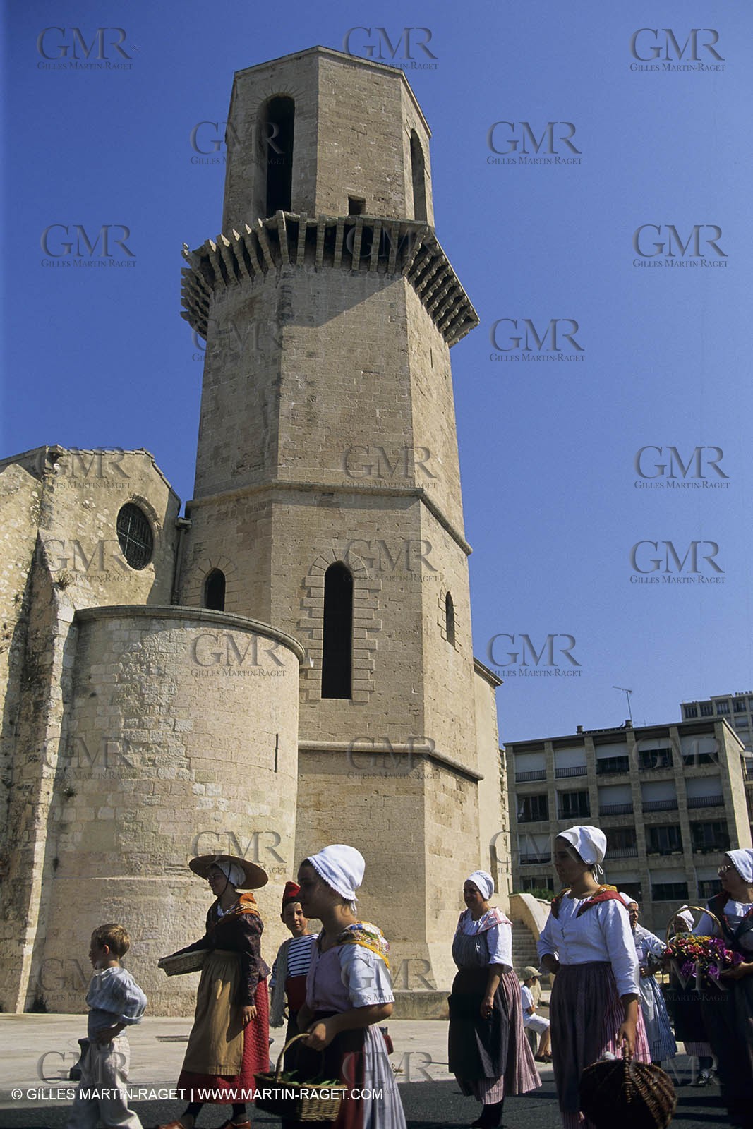 Marseille (FRA), fishermen fest for St Esteve anniversary