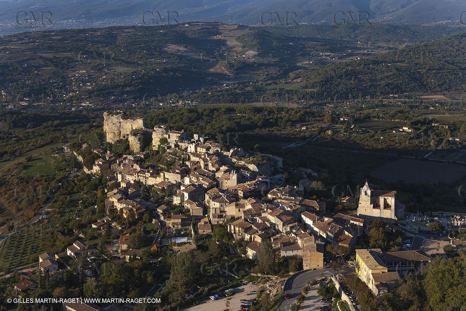 29 10 2012 - Saignon (FRA,84) - Luberon as seen from above