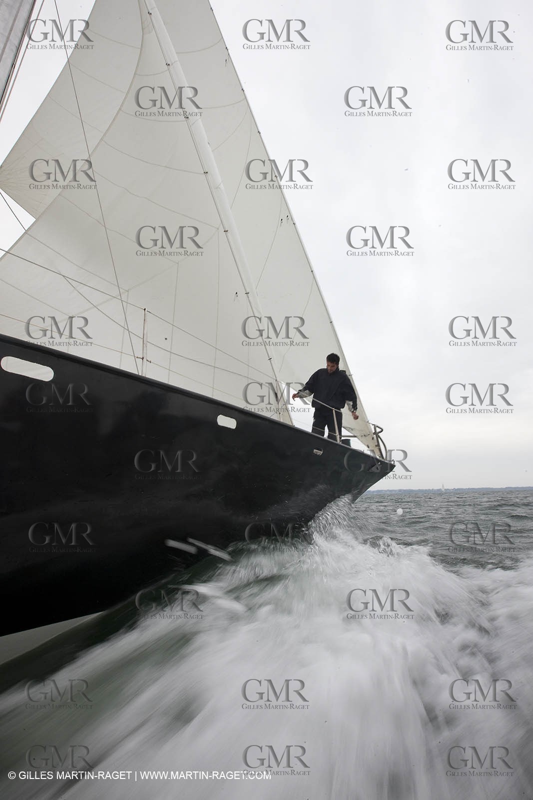 19 05 2010- Lorent- (FRA,56)  -  Pen Duick III