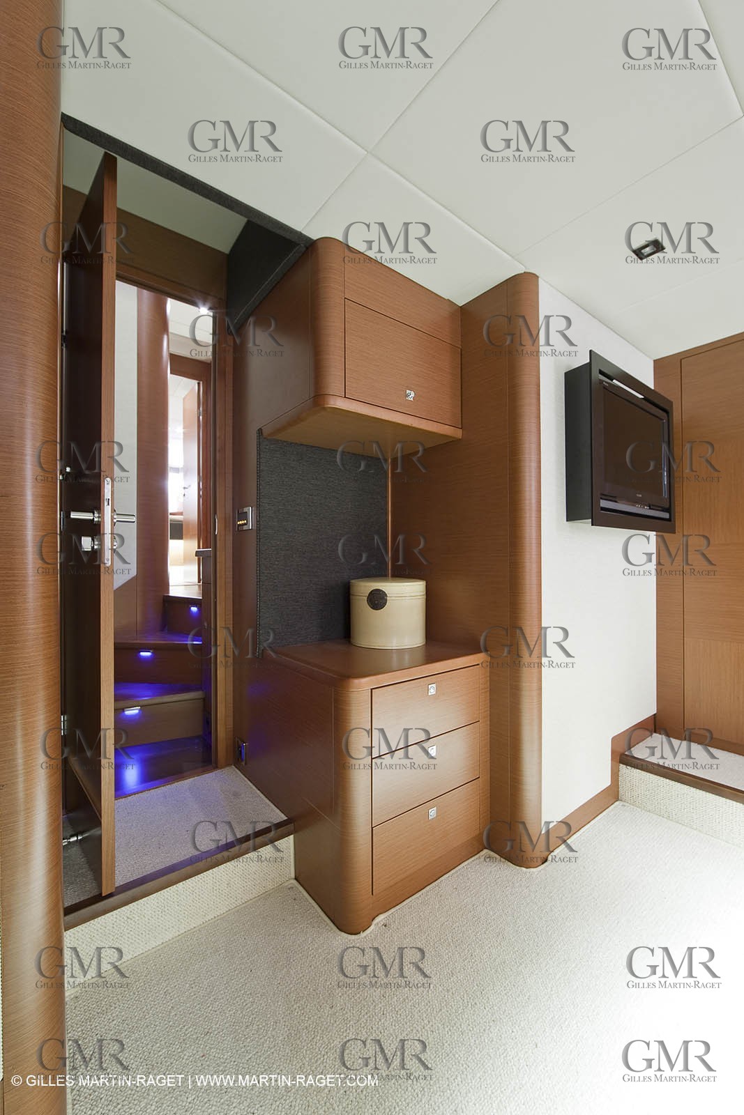 12 09 2009 - Cannes (FRA,06) - Chantier Jeanneau - Prestige 60