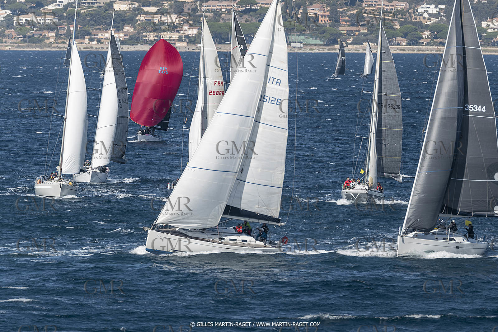 28 09 2022? Saint-Tropez,(FRA,83), Les Voiles de Saint-Tropez 2022 Régate N° 2 poup les modernes, navigation libre pour les grandes goélettes