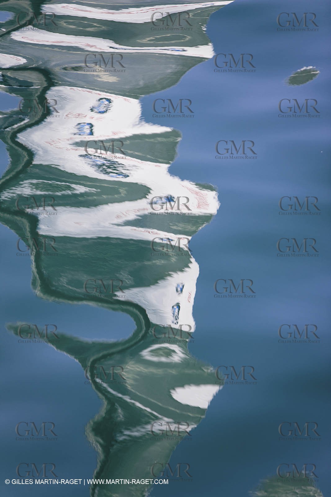 13 10 2009 - San Diego (USA, CA) - 33rd America's Cup - BMW ORACLE Racing - BOR 90 modifications