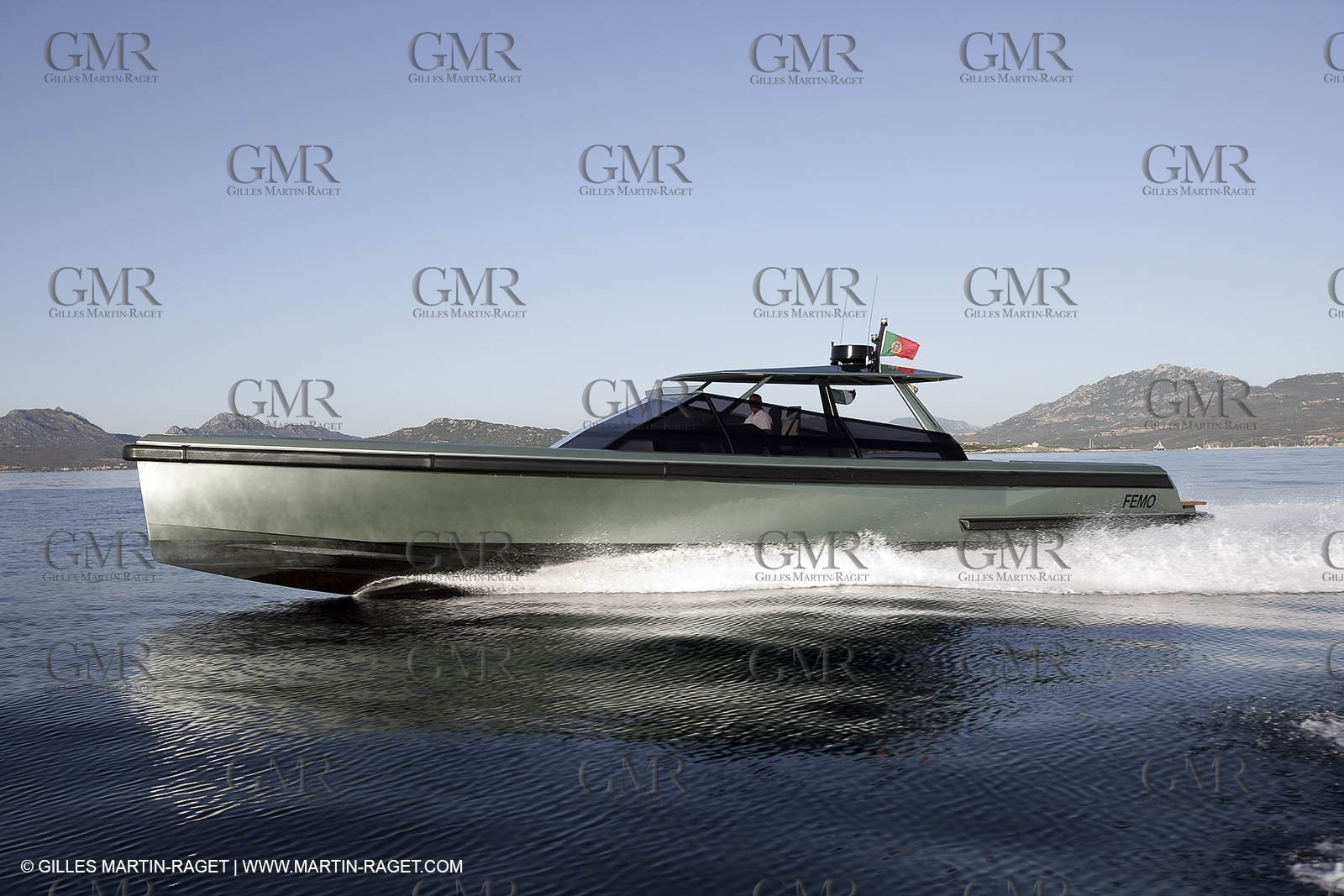 16 07 2007 - Portisco (Italie, Sardaigne) - Wally Power 47, 2007 version