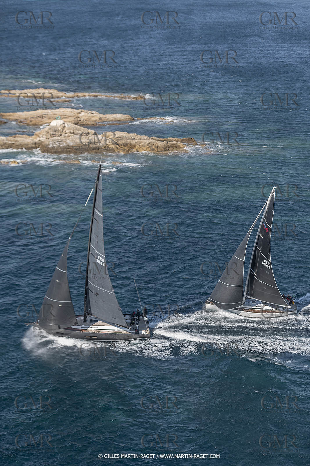 28 09 2022? Saint-Tropez,(FRA,83), Les Voiles de Saint-Tropez 2022 Régate N° 2 poup les modernes, navigation libre pour les grandes goélettes