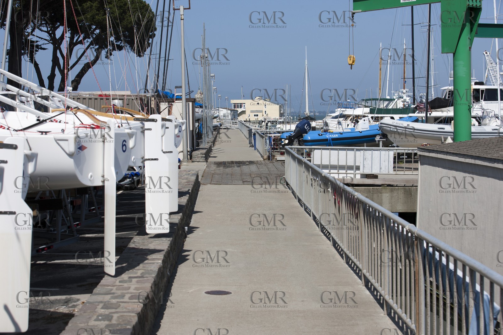 07 06 2011 - San Francisco (USA,CA) - 34th America's Cup - San Francis Yacht Club parkings