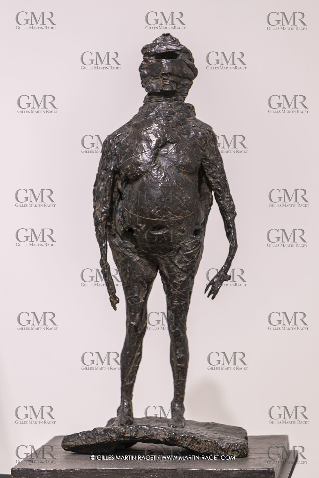30 10 2023, Montpellier (FRA), oeuvre de Germaine Richier, Exposition Centre Pompidou - Musée Fabre 2023, Le Pentacle, Bronze patiné foncé, Edition HC1, Fondeur : C. Valsuani, Paris, 80 x 36 x 23 cm, Pinault Collection