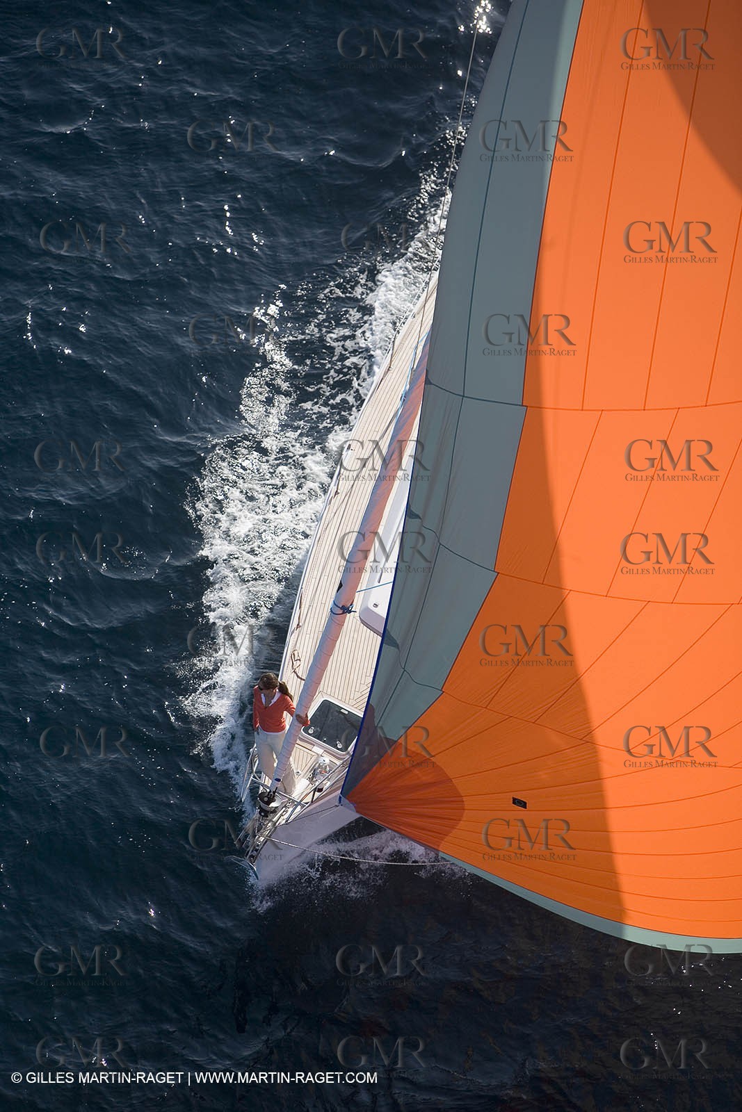Crusing monohull sailing