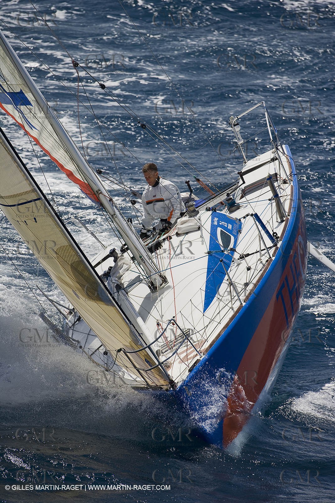 06-26-2007 - FIGARO II - THEOLIA - Skipper : Robert Nagy - Training off Marseille (south France) with strong wind conditions