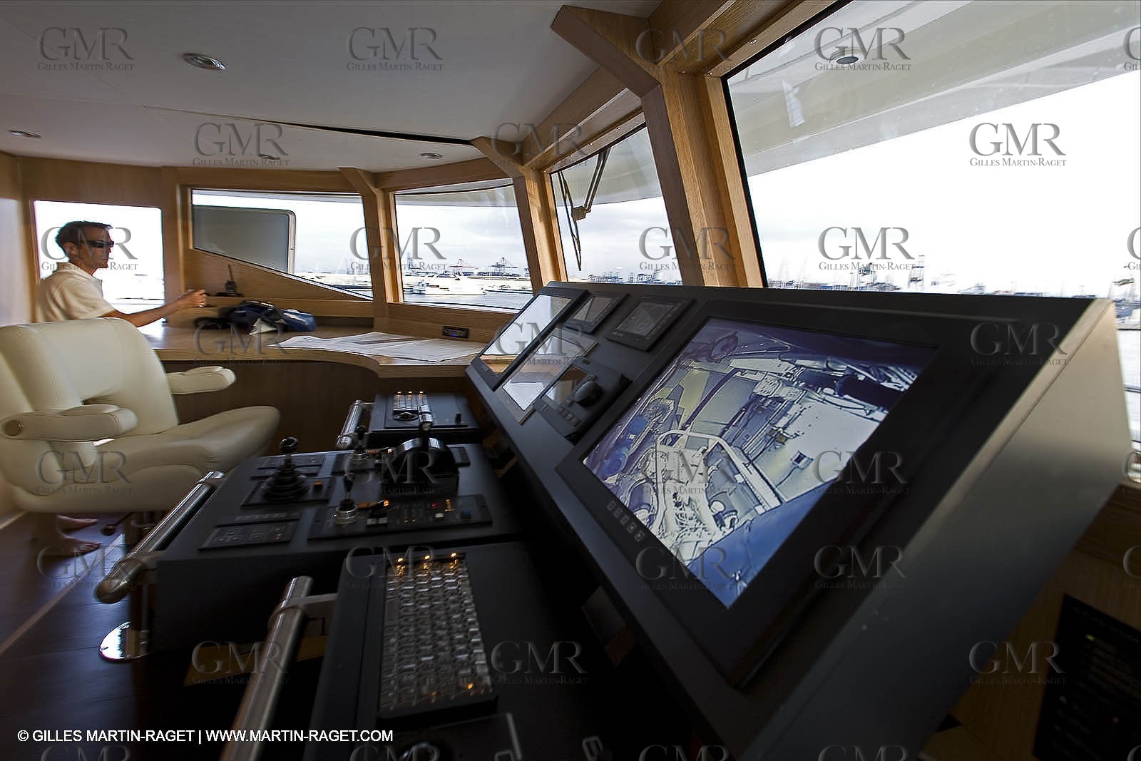 11 06 2007 - Valencia (Spain) - Super Yacht Catamaran Bradley, Gilles Vaton design built by H2X in la Ciotat (France)