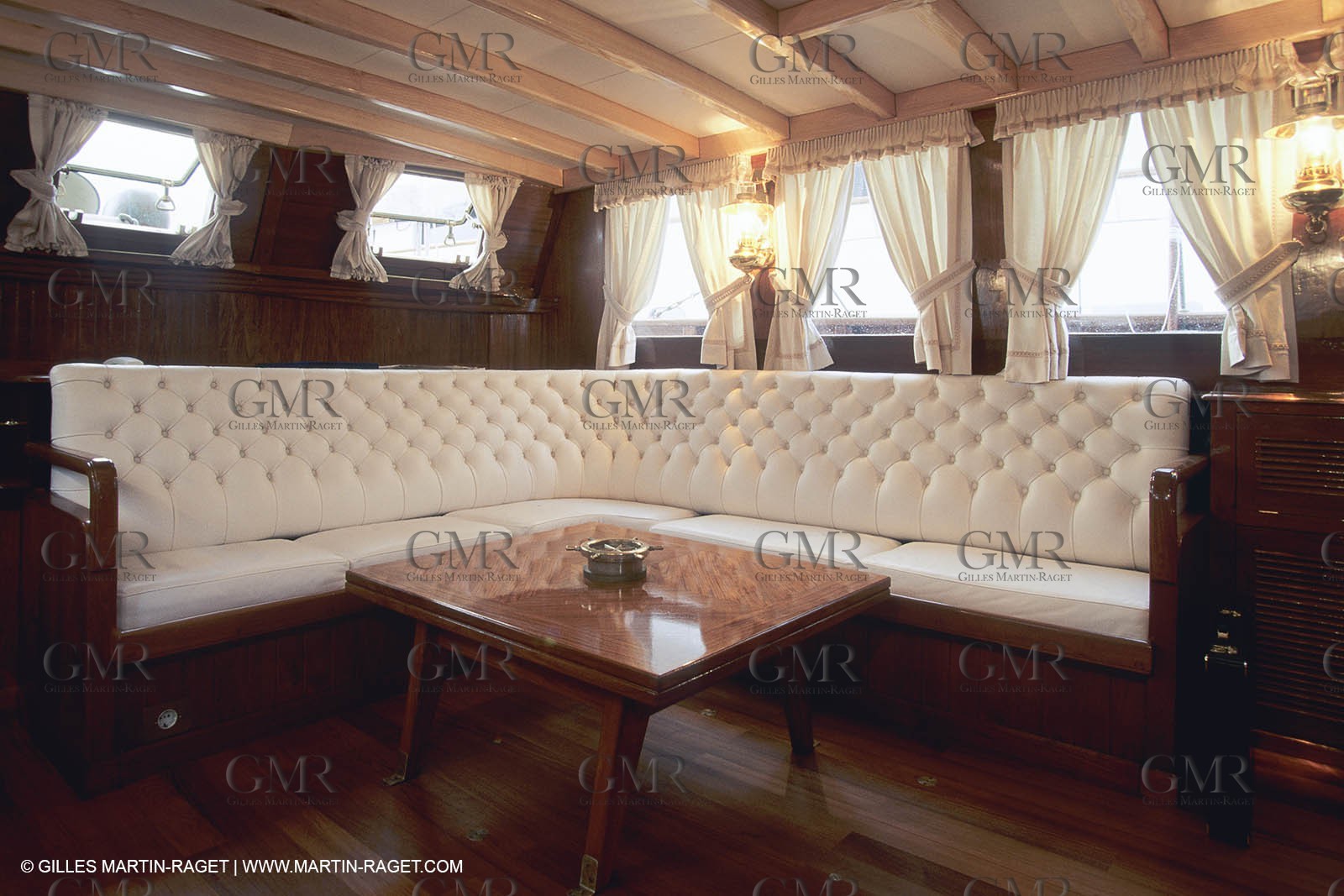 Classic Yachts, Classic Motor yachts