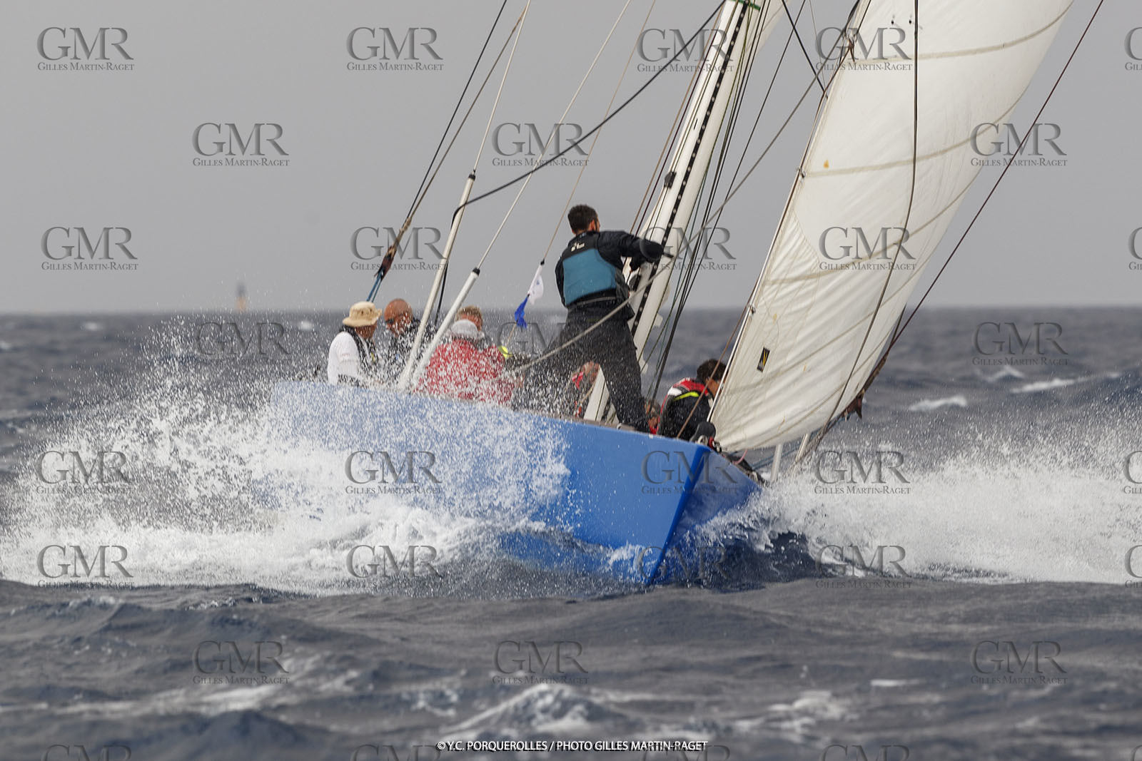 19 06 2024, Porquerolles Island (FRA), Championnat du monde des 12 m JI 2024, Race Day 1