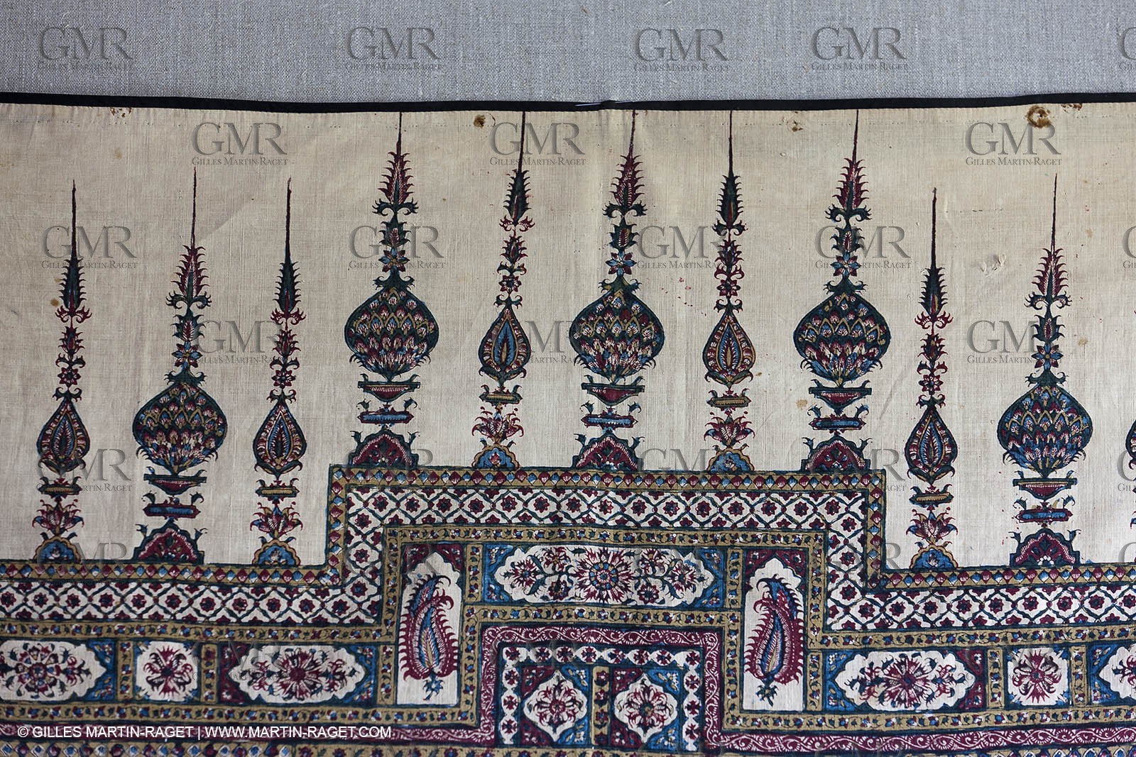 30 06 2011 - Toulon (FRA,83) - Villa Rosemaine - Exposition Indiennes sublimes