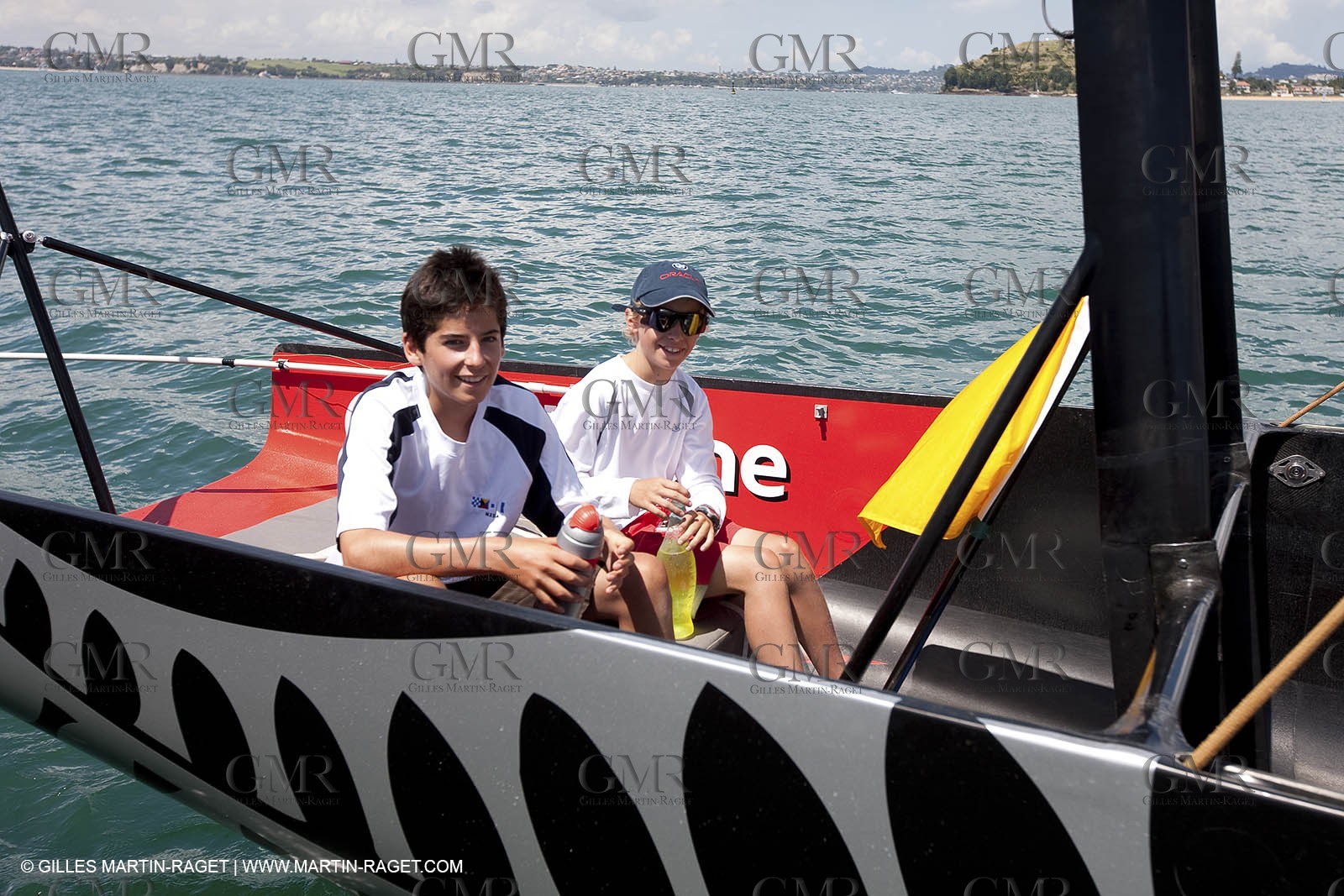23 01 2009 - Auckland (NZL) -  Louis Vuitton Pacific Series - BMW ORACLE Racing-Tuning up onboard Emirates Team New Zealand yacht