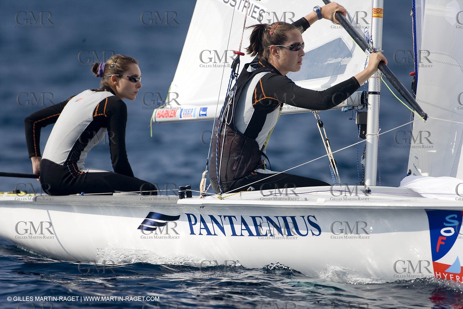 23 04 2007 - 2007 Semaine Olympique Française - Hyères (South of France) - Day 2 - Team France - 470 Femme - Douroux Petitjean