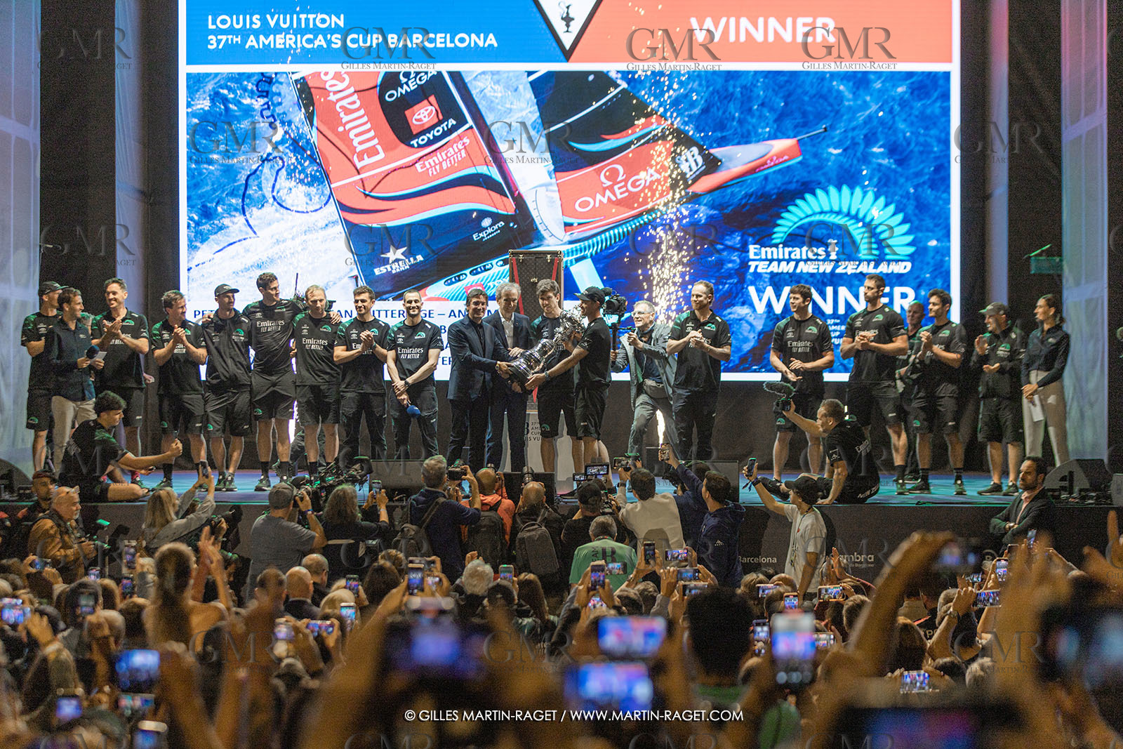 19 10 2024, Barcelona (ESP), Louis Vuitton 37th America's Cup, Final Match, Race Day 6 , Prizegiving