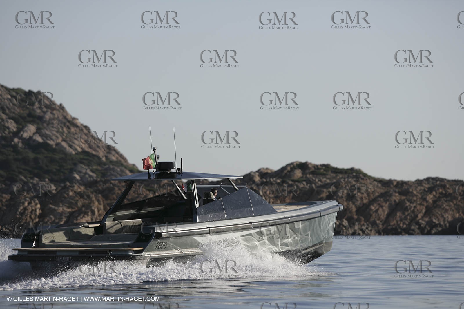 16 07 2007 - Portisco (Italie, Sardaigne) - Wally Power 47, 2007 version