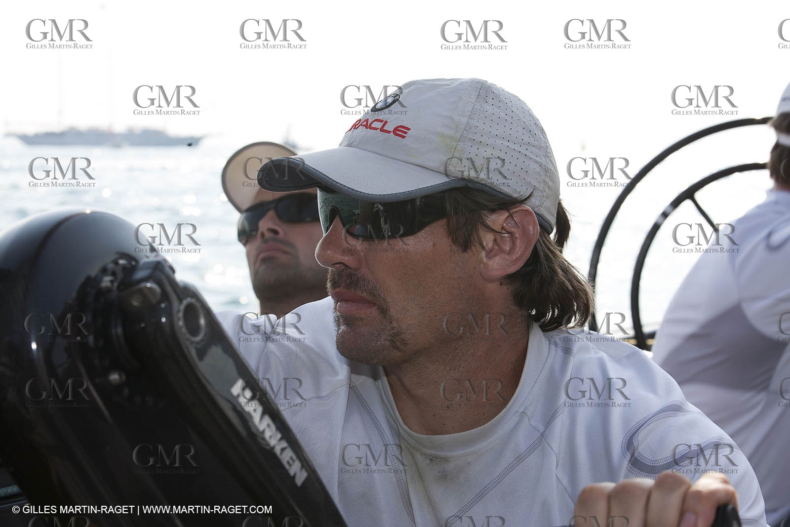 14 11 2010 - Dubai (UAE) - Dubai Louis Vuitton Trophy -  BMW ORACLE Racing - Training - Onboard Vs All 4 one