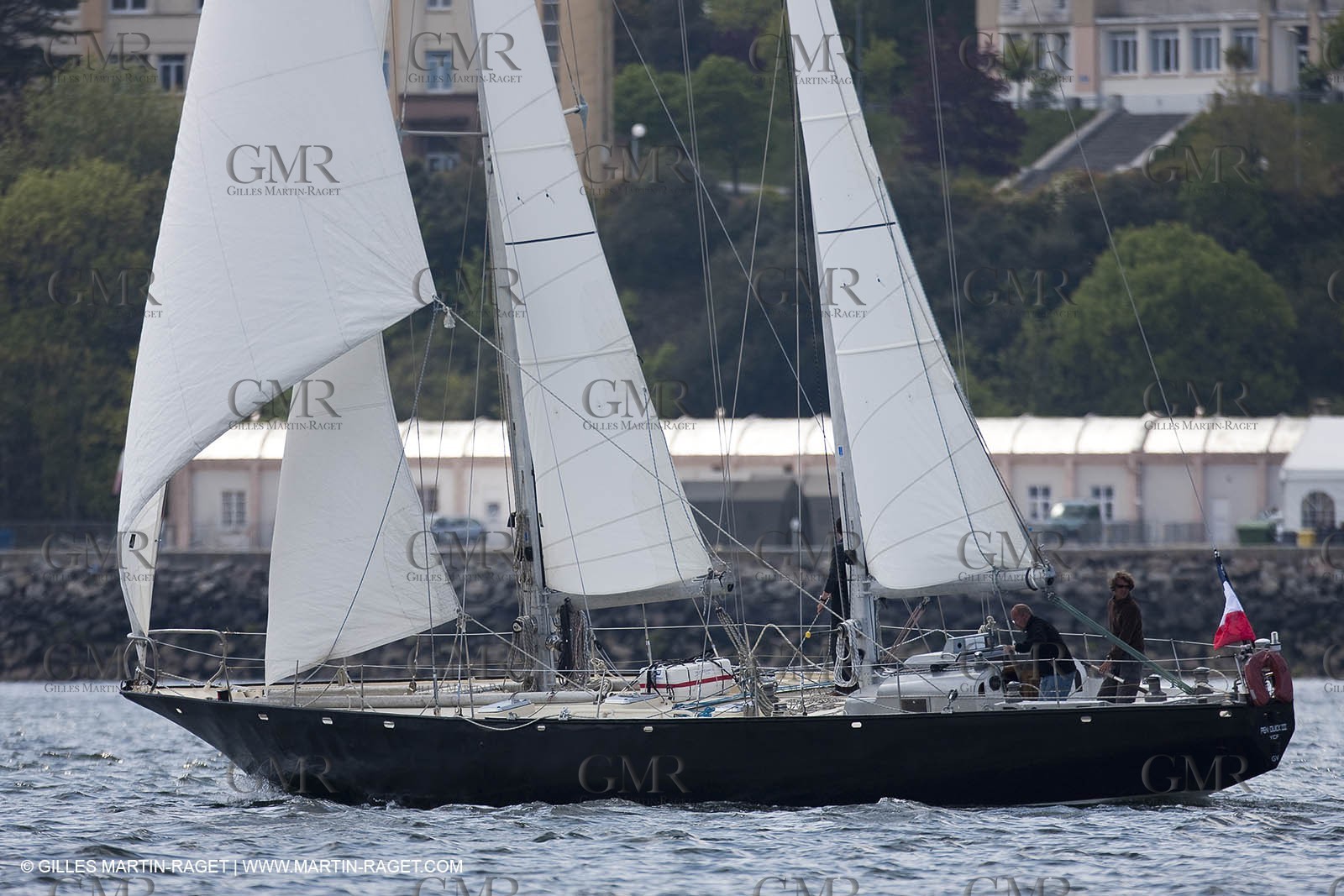 19 05 2010 -  Lanveoc Poulmic (FRA,29) - French Navy School Grand Prix - Pen Duick III