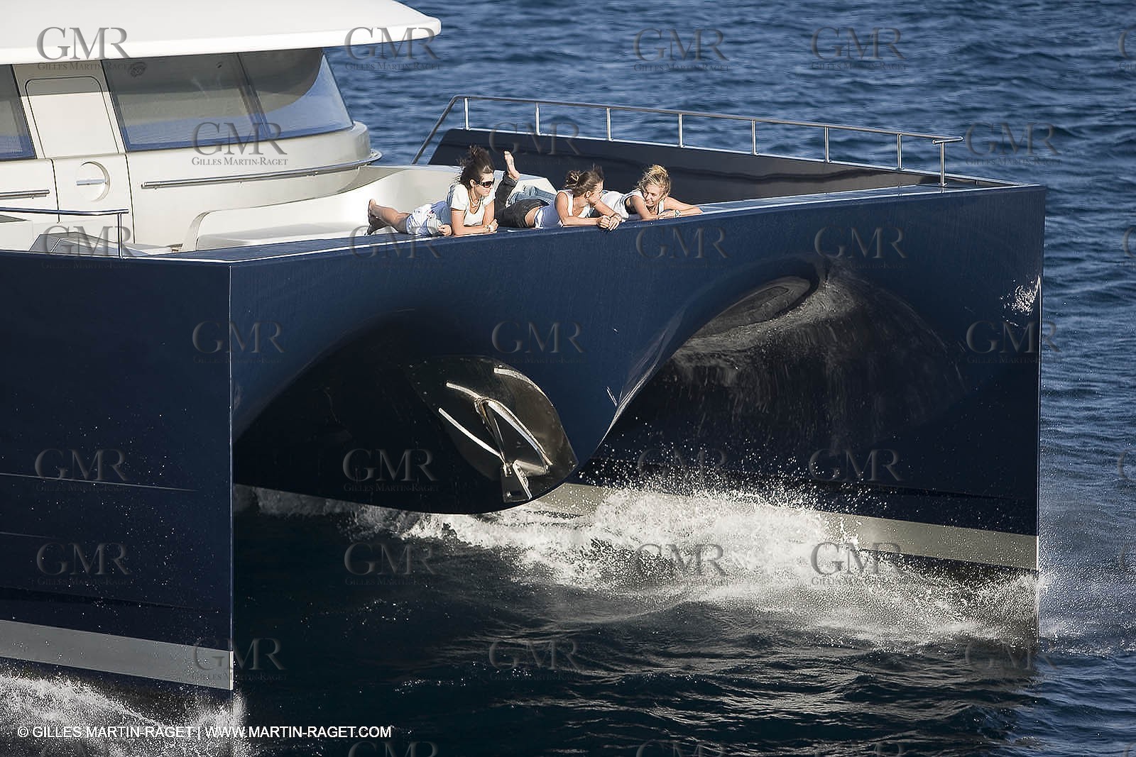 13-07-07 - La Ciotat (FRANCE) - MotorYacht - Chantier H2X