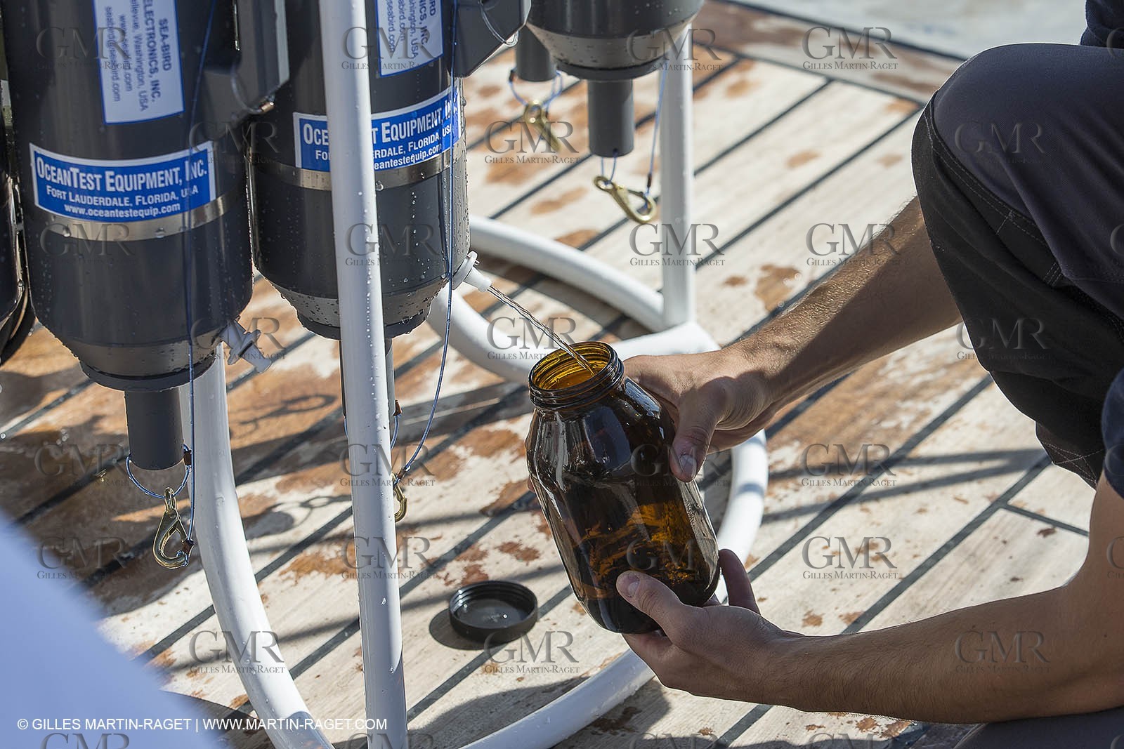 11 09 2014 - la Ciotat (FRA,13) - onboar Al Azzizi, oceanographic research ship buit by H2X boat yard, measure devices manipuation