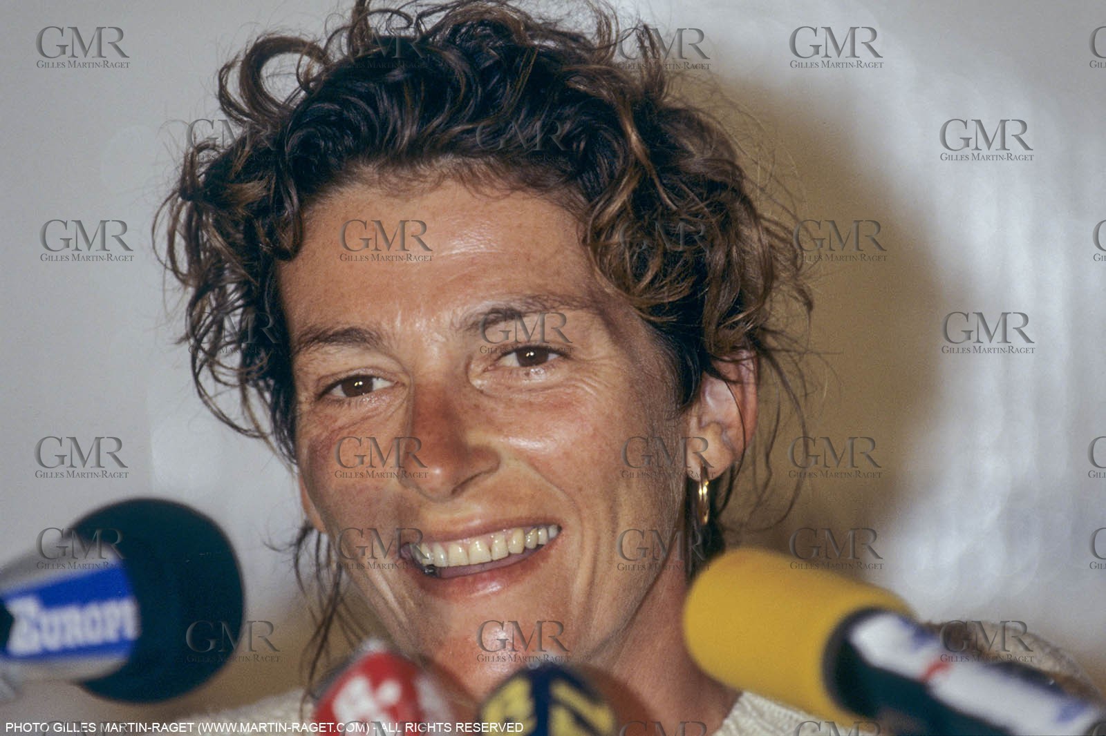 Arrivee Transat AG2R 1996, Florence Arthaud (2eme)