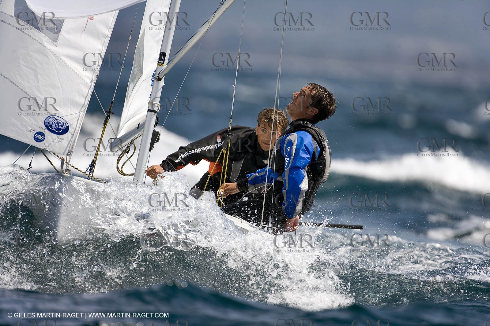 27 04 2007 - Semaine Olympique Française 2007 - Hyères - Jour 6 - Medal Race - Team France - 470 Homme - Leboucher-Garos