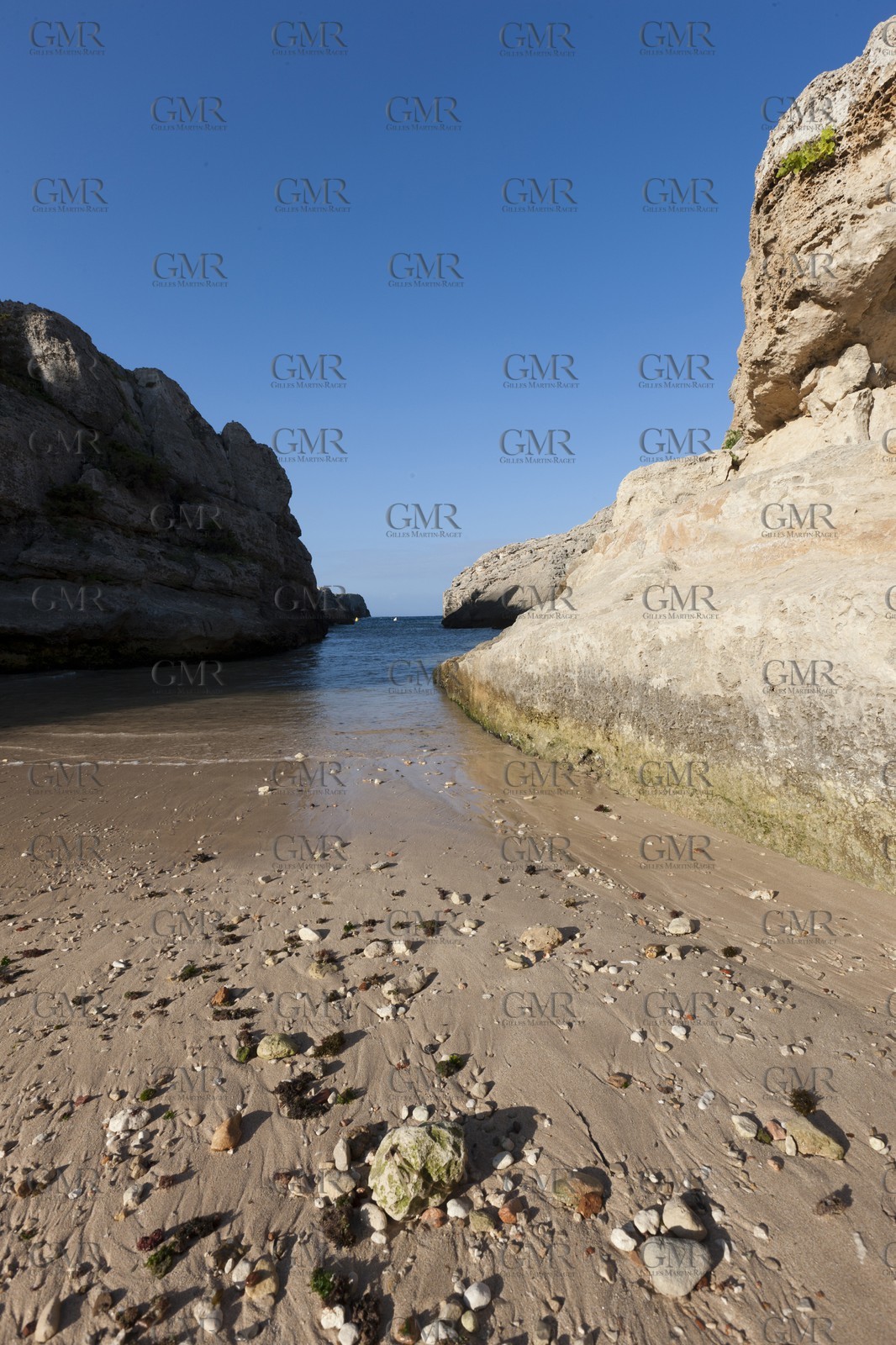 27 08 2010 - Minorque (ESP) -Cala En Blanes (West coast)