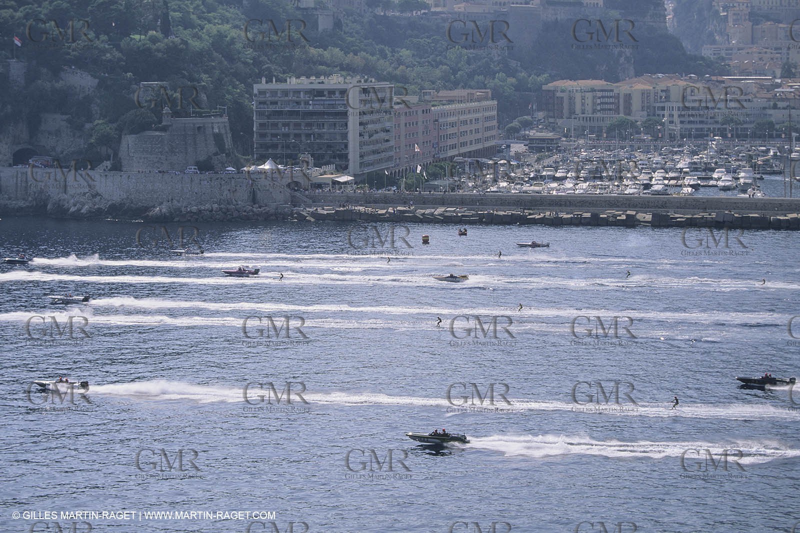 Watersports, speed swaterskiing, Sports nautiques, ski de vitesse