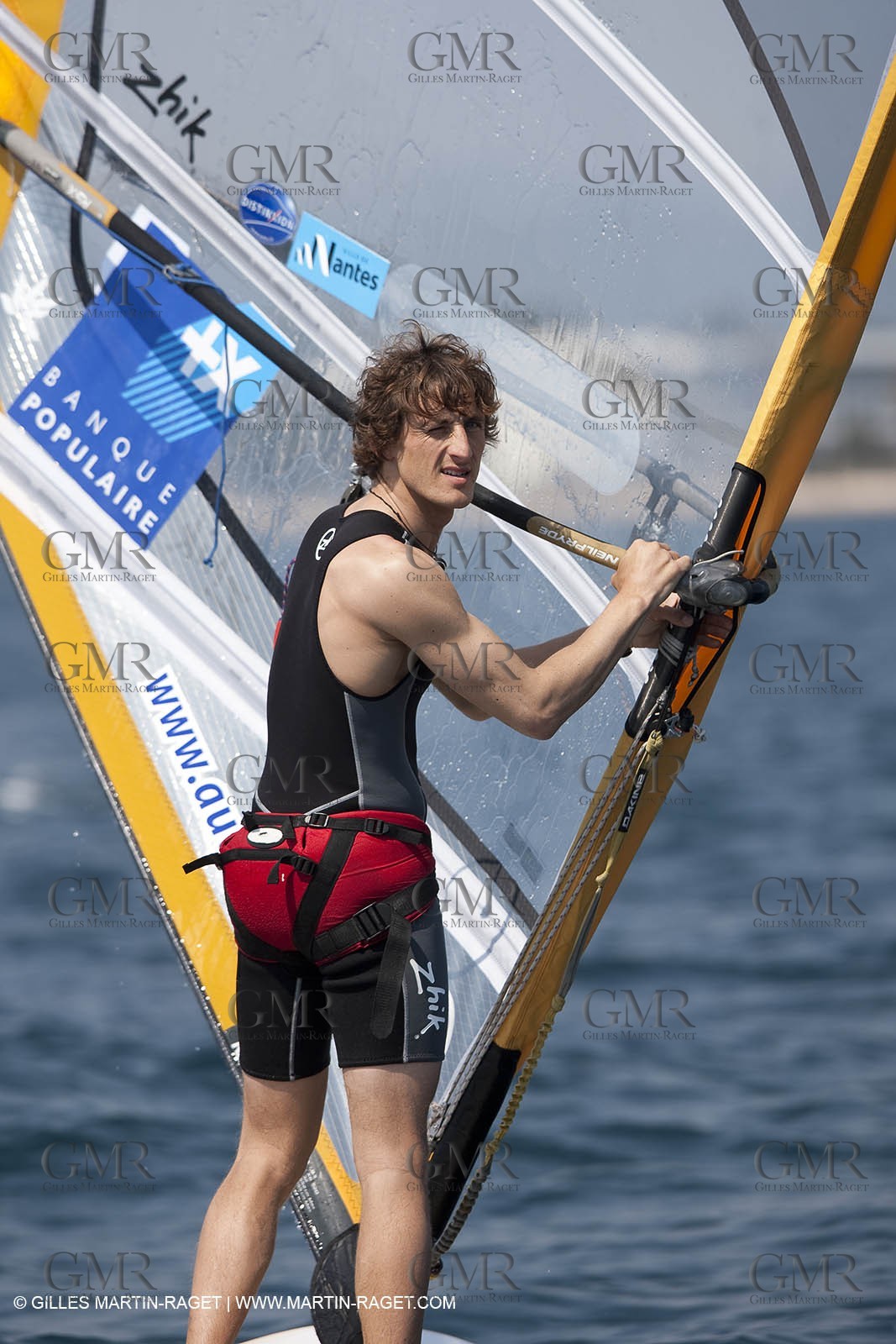 20 04 2010 - Hyères (FRA,83) - SOF 2010 - ZHIK Team - RSXmen - Julien Bontemps