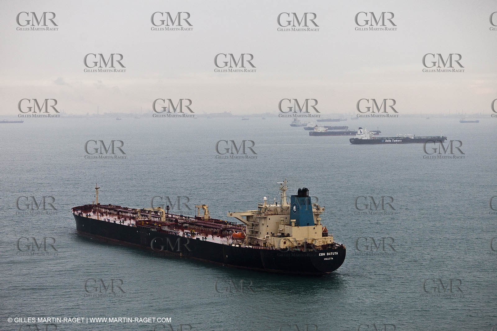 01-11-2010 - FOS (FRA,13) - Grêve du Port Autonome de Marseille - 01 11 2010 - FOS (FRA,13) Commercial Port on strike