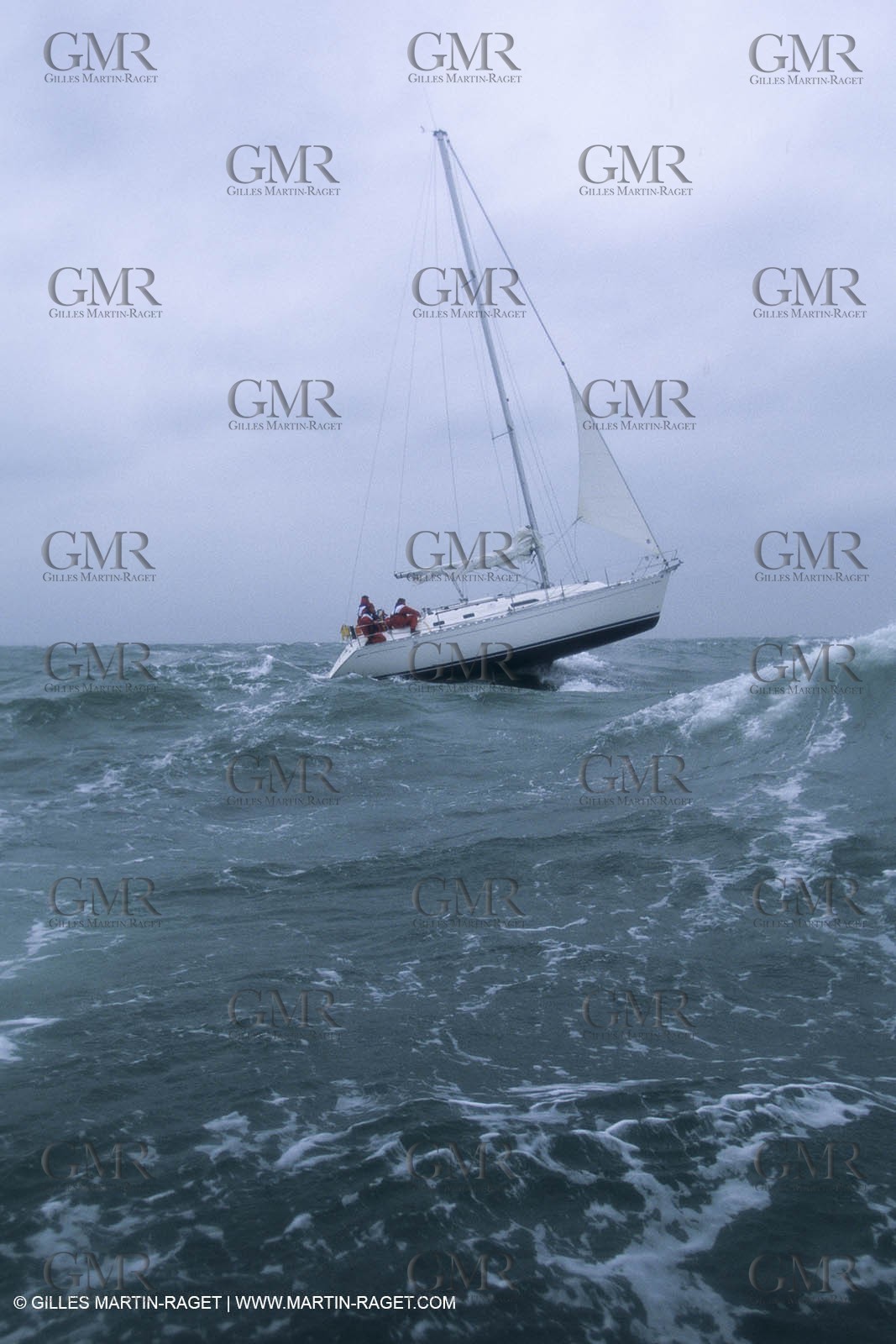 sailing, cruising, monohull under sails