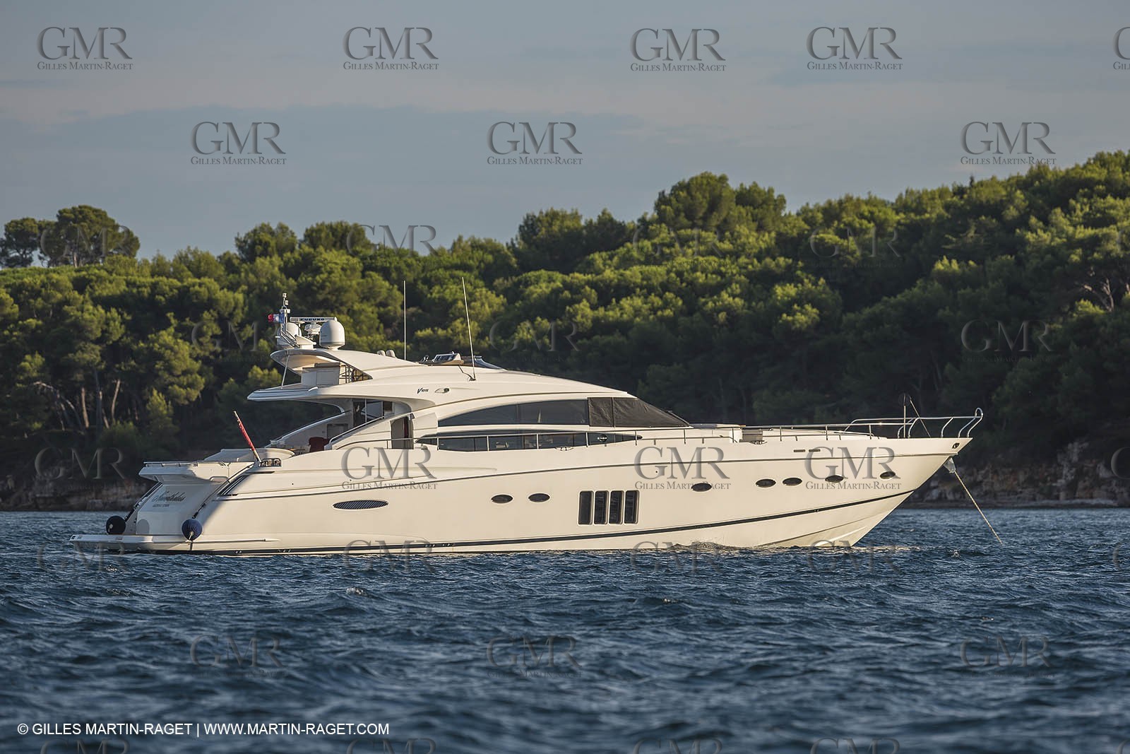 21 09 2014 - Cannes (FRA,83), Motor yacht TV