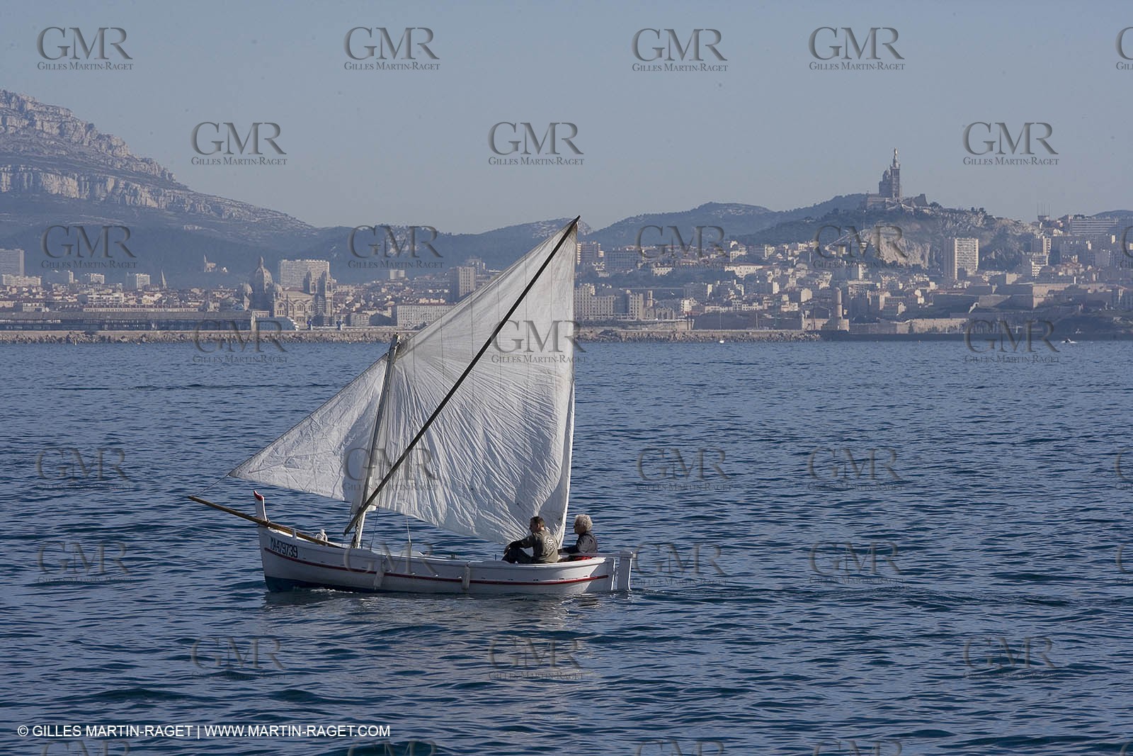 04 03 2007 - Marseilles (FRA) - La Nerthe off L'estaque (Marseille Neighorhood) - Dominique Pons