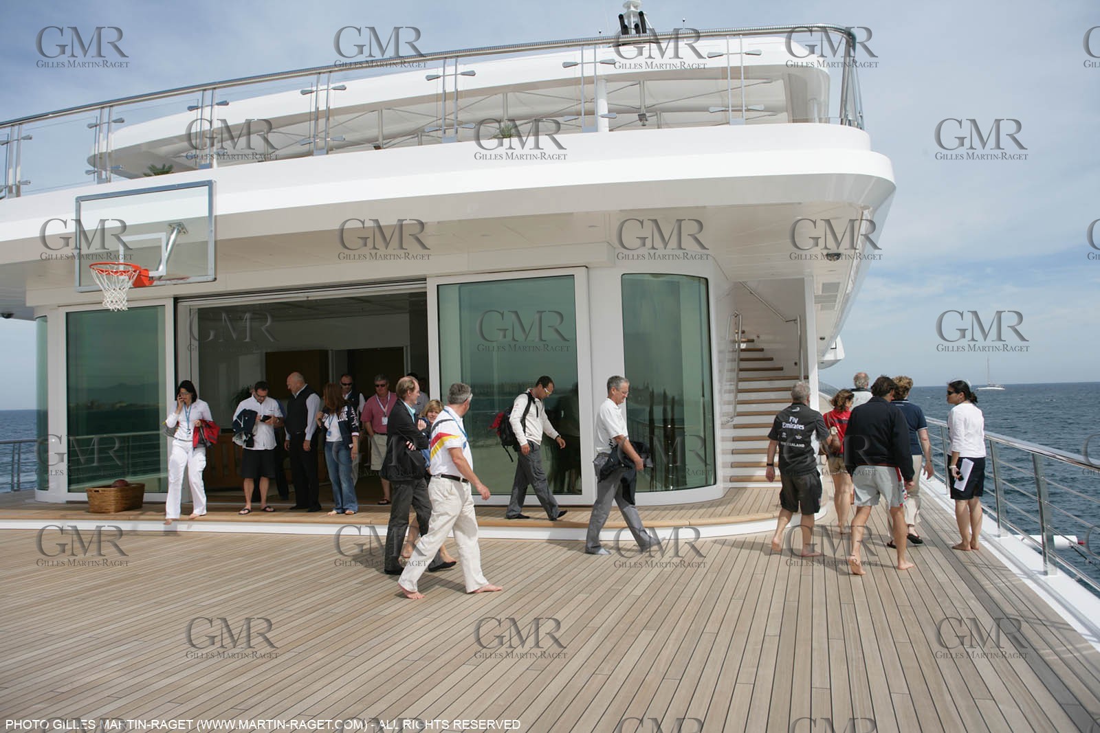 17 05 2007-Valencia (Spain)- 32nd America's Cup - Louis Vuitton Cup - Semi-final - Day 3 - San Francisco event presentation to Syndicate representative onboard Rising Sun
