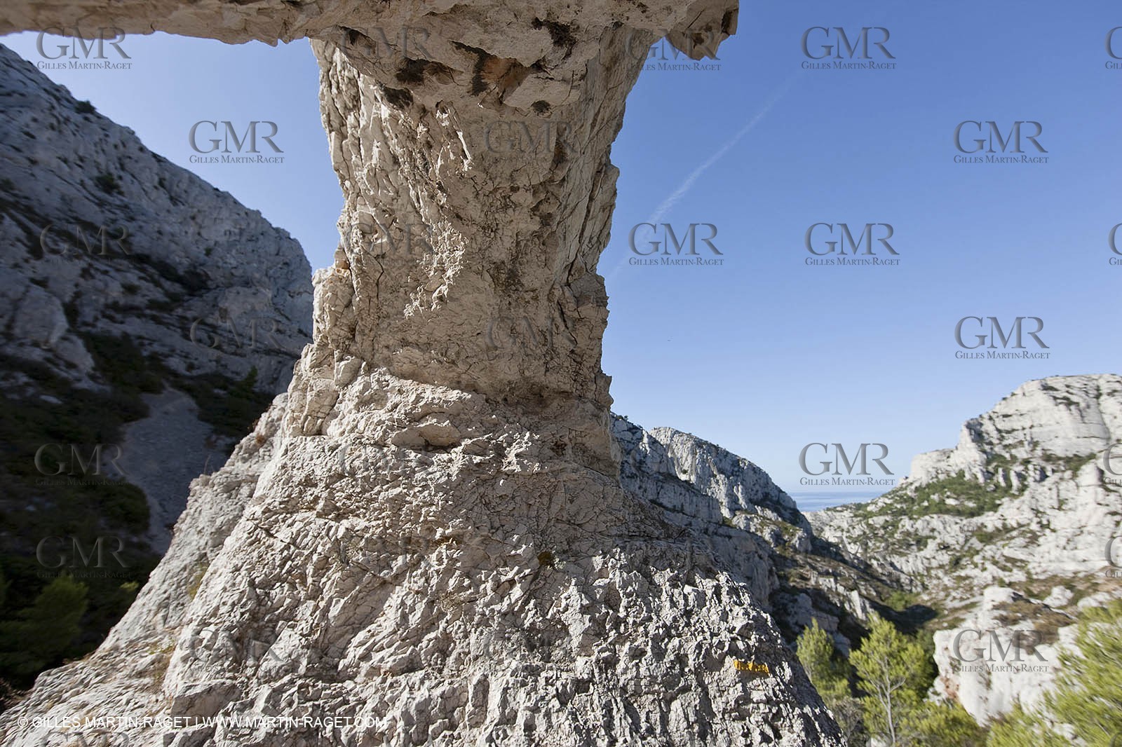 07 09 2009 - Marseille (FRA, 13) - Les Calanques - Massif de Marseilleveyre - les 3 arches