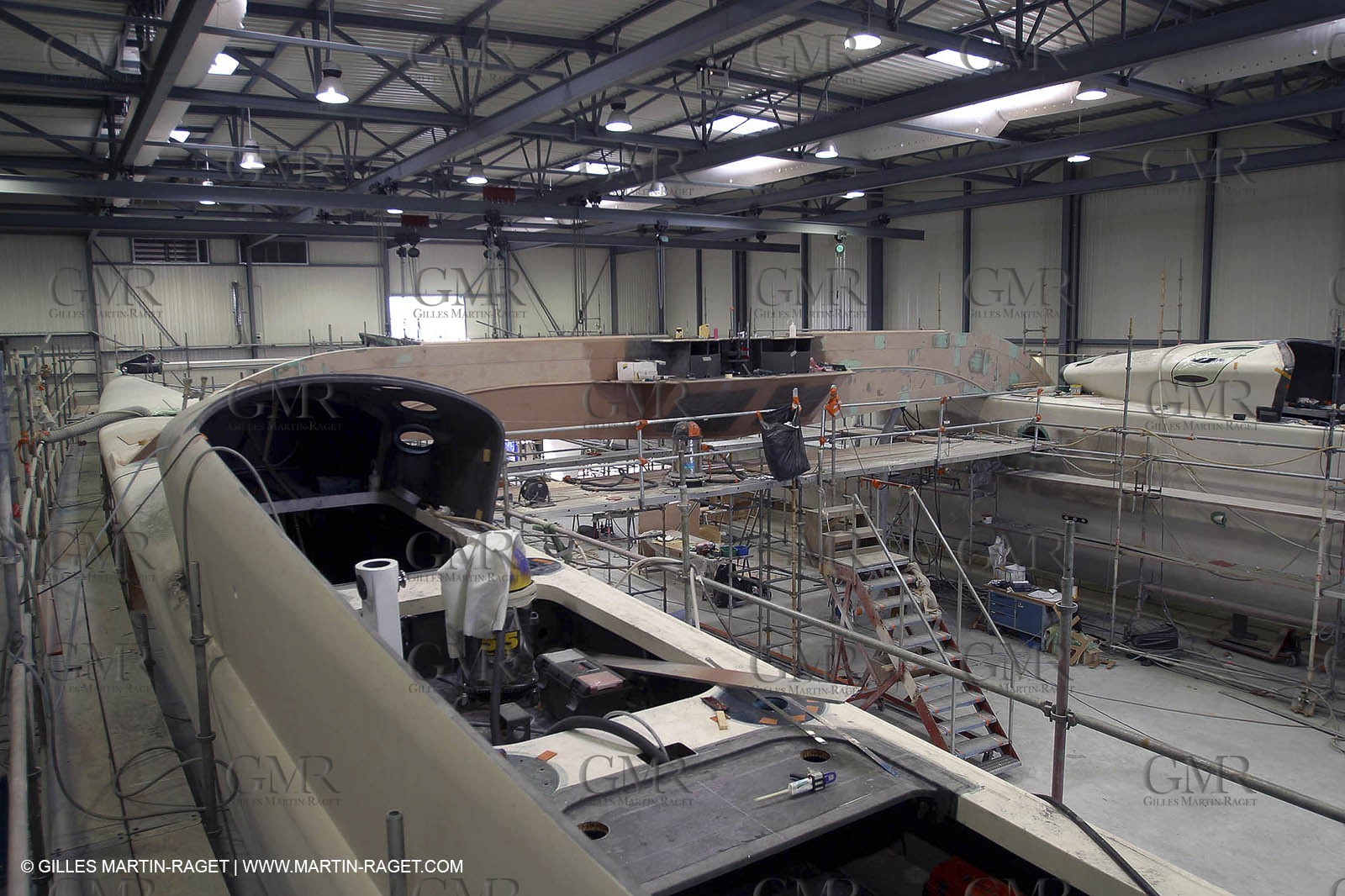 Vannes - Multiplast Boatyard - Orange II construction