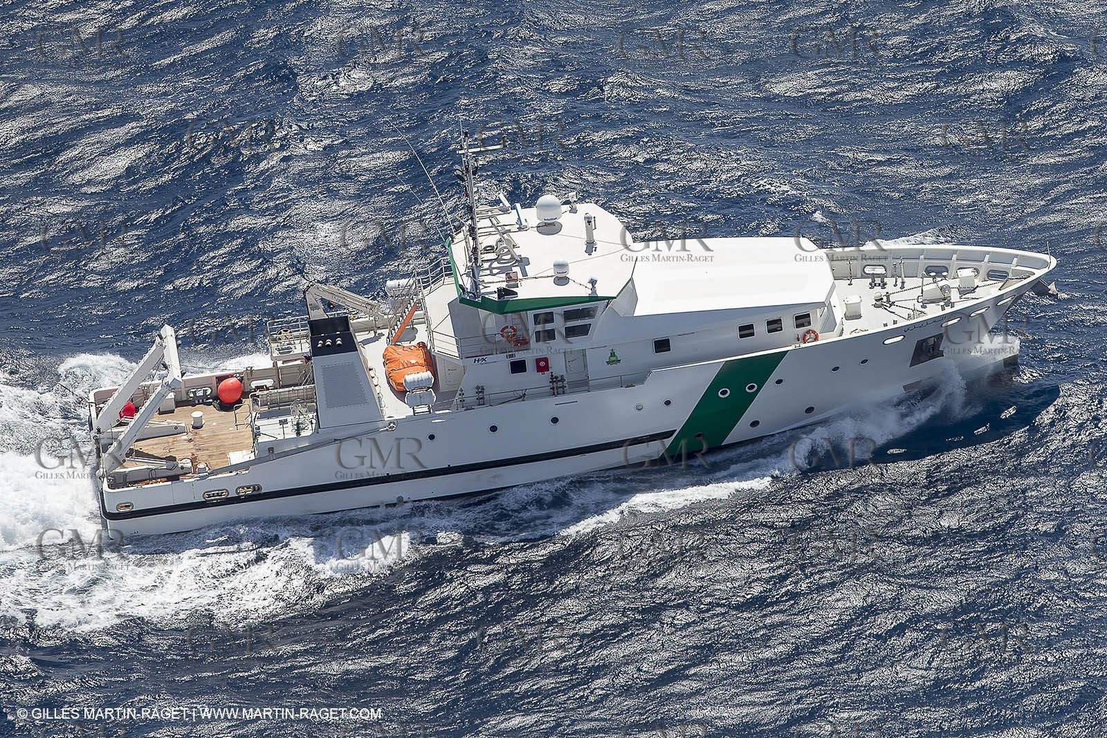 Al Azizi - Chantier H2X - Navires de recherche océanographique - Essais en mer au large de La Ciotat (FRA,13) - 29 07 2014