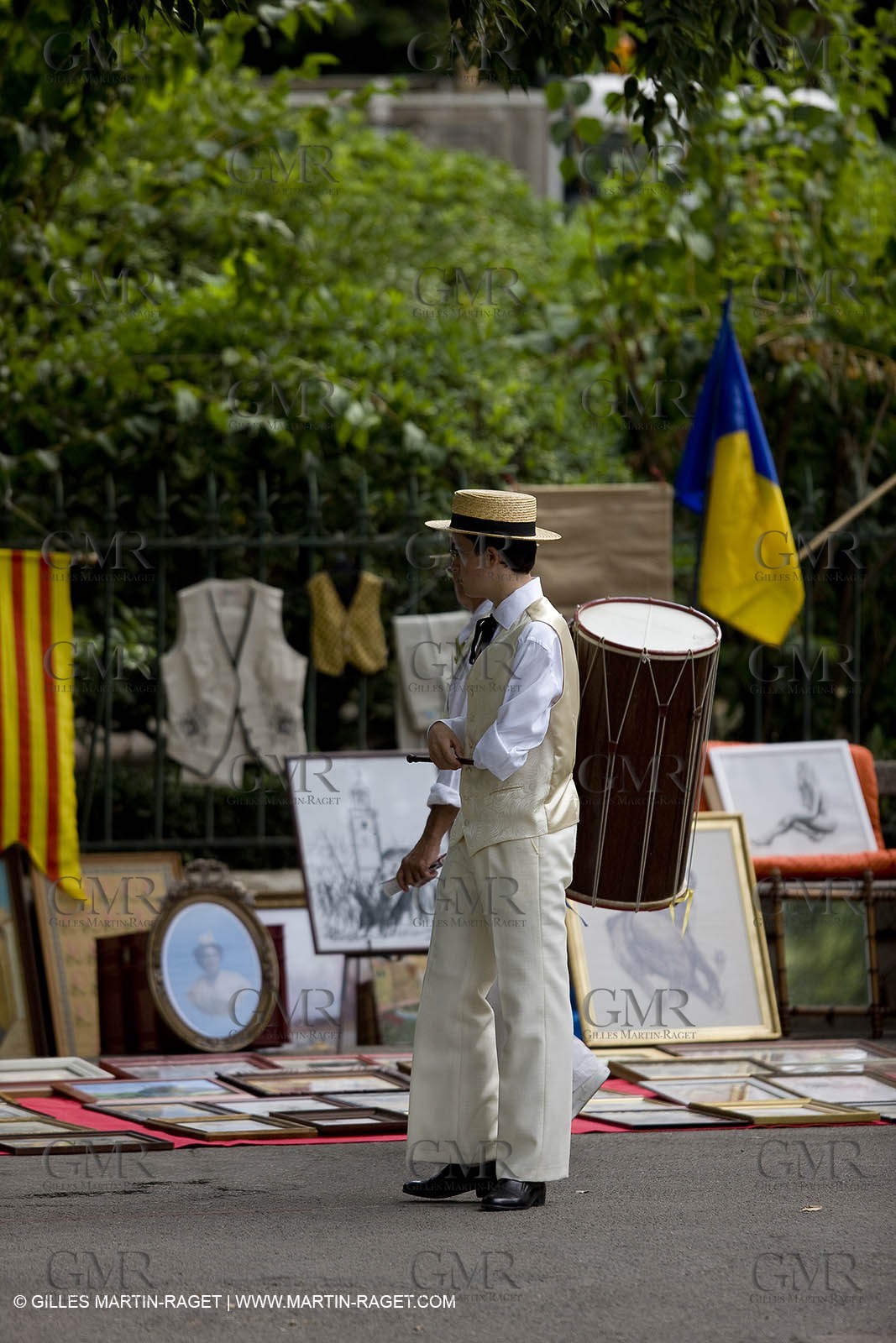 06 07 08 - Arles (FRA, 13) - Traditional costume of Arles fest