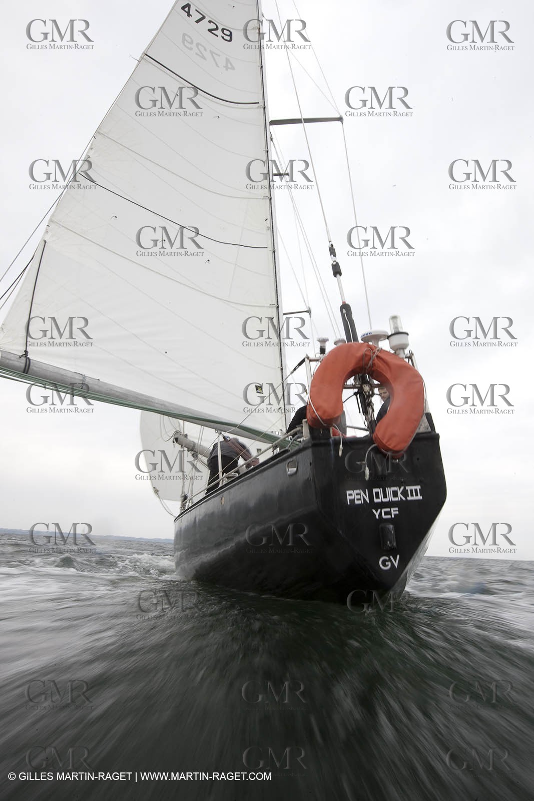 19 05 2010- Lorent- (FRA,56)  -  Pen Duick III